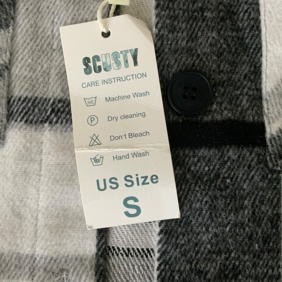 Scusty Women’s Jacket - Picture 2 of 2